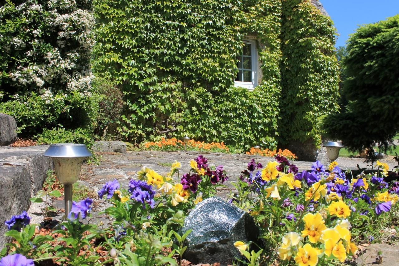 Domaine De Frevent Bed & Breakfast Echouboulains Exterior photo